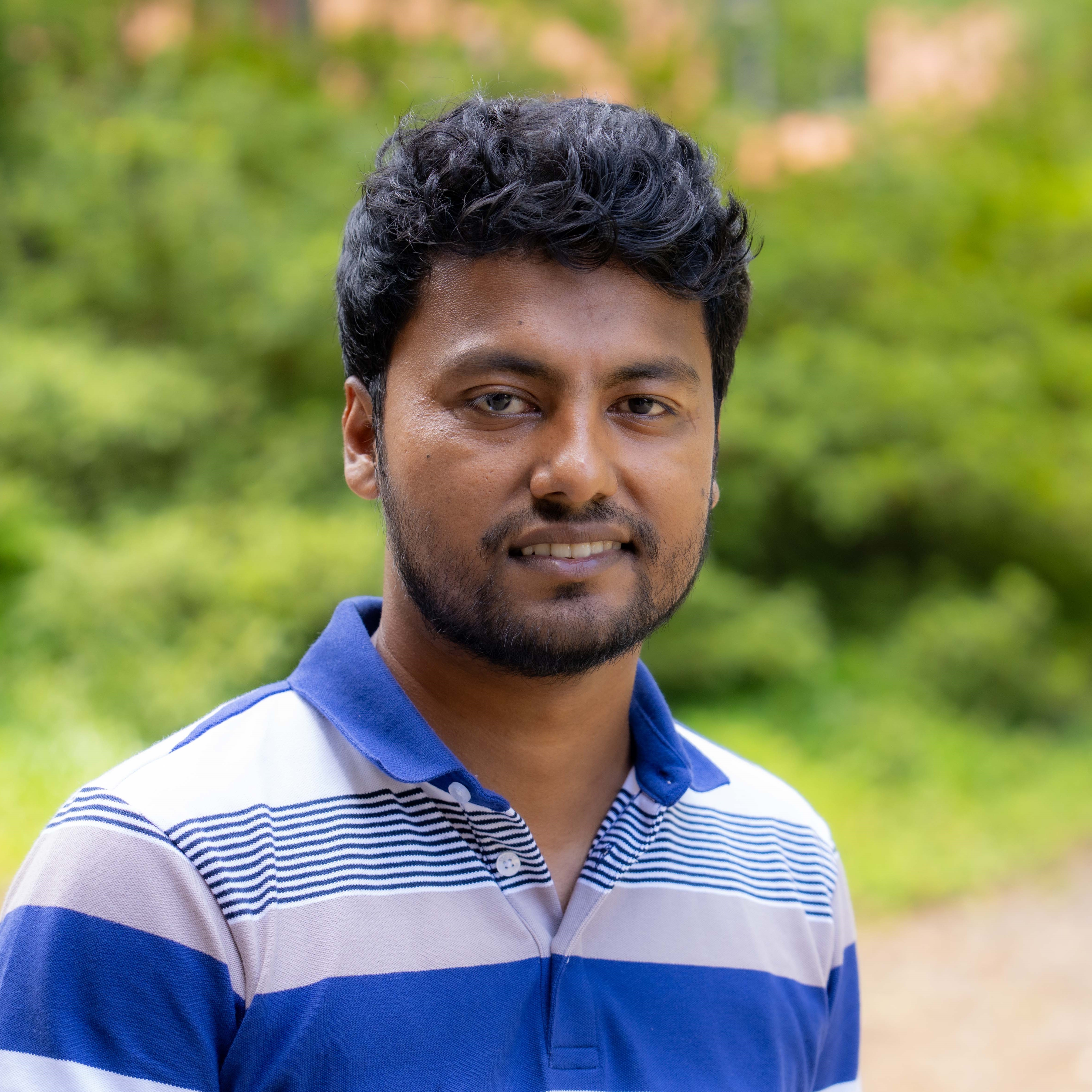 Naymor Rahaman headshot