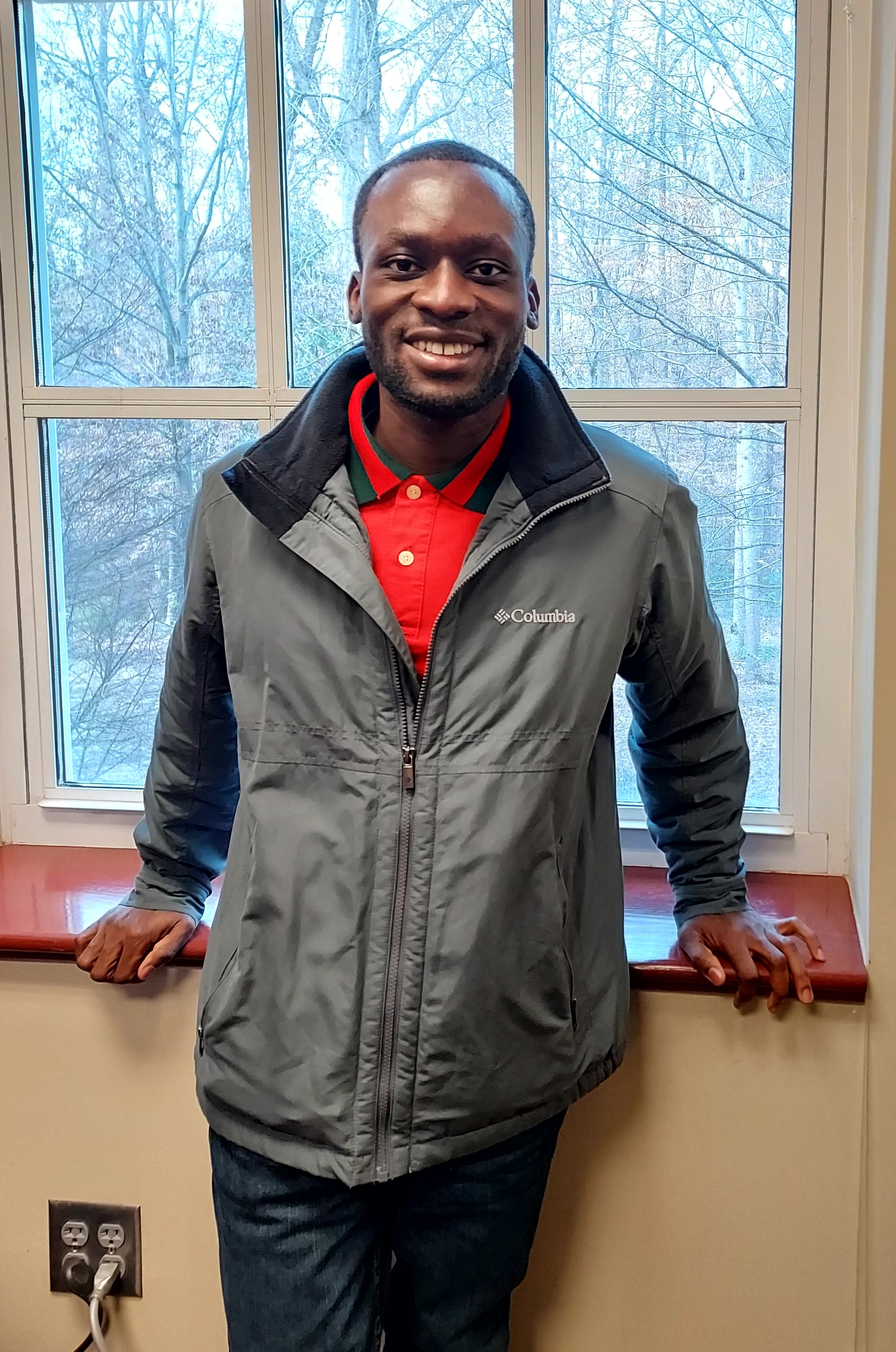 Emmanuel Nyarko posing in the lab.