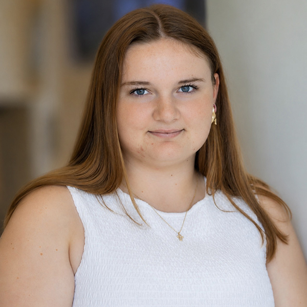 A headshot of high school student Anna Pranger.