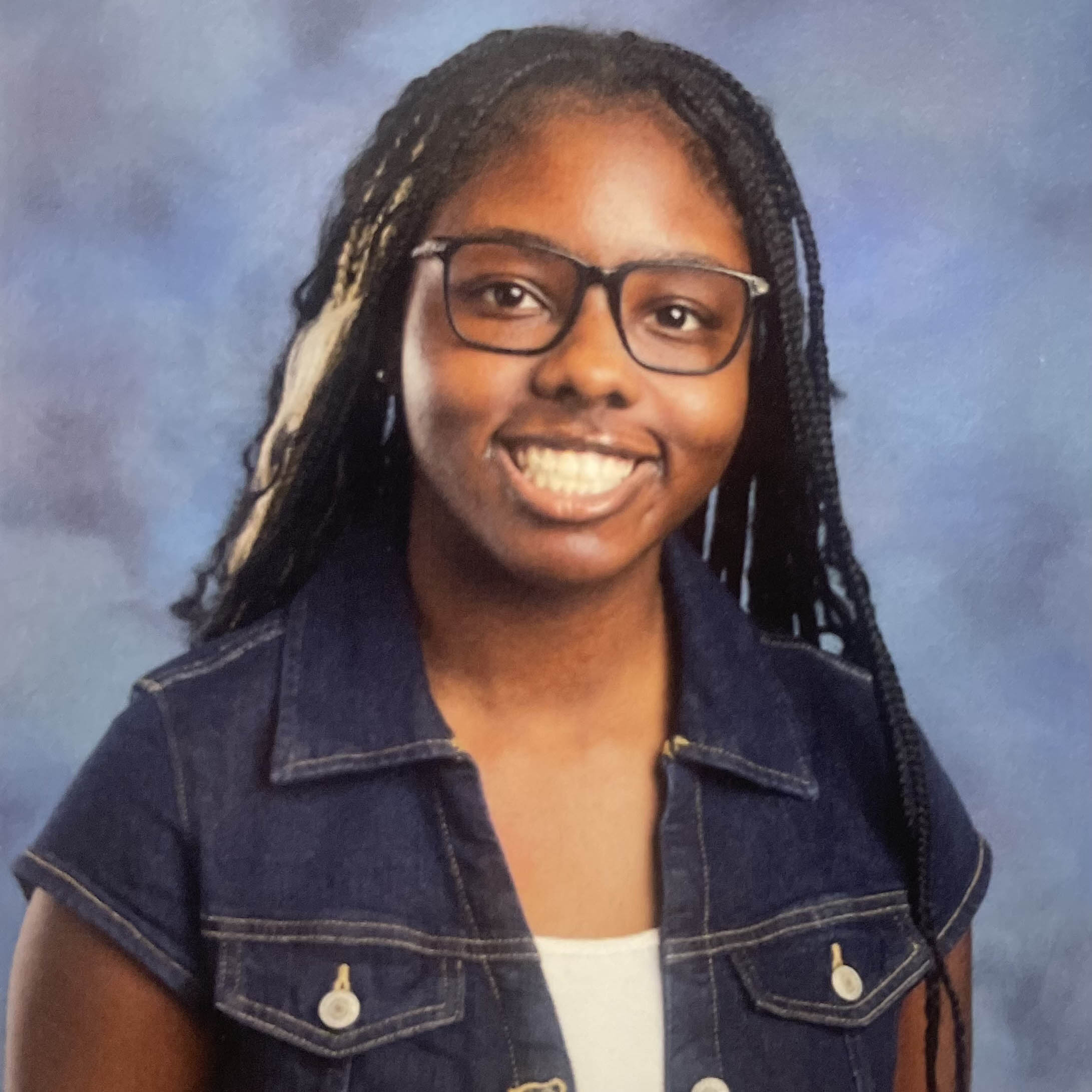 A headshot of high school student Madison Purifoy.
