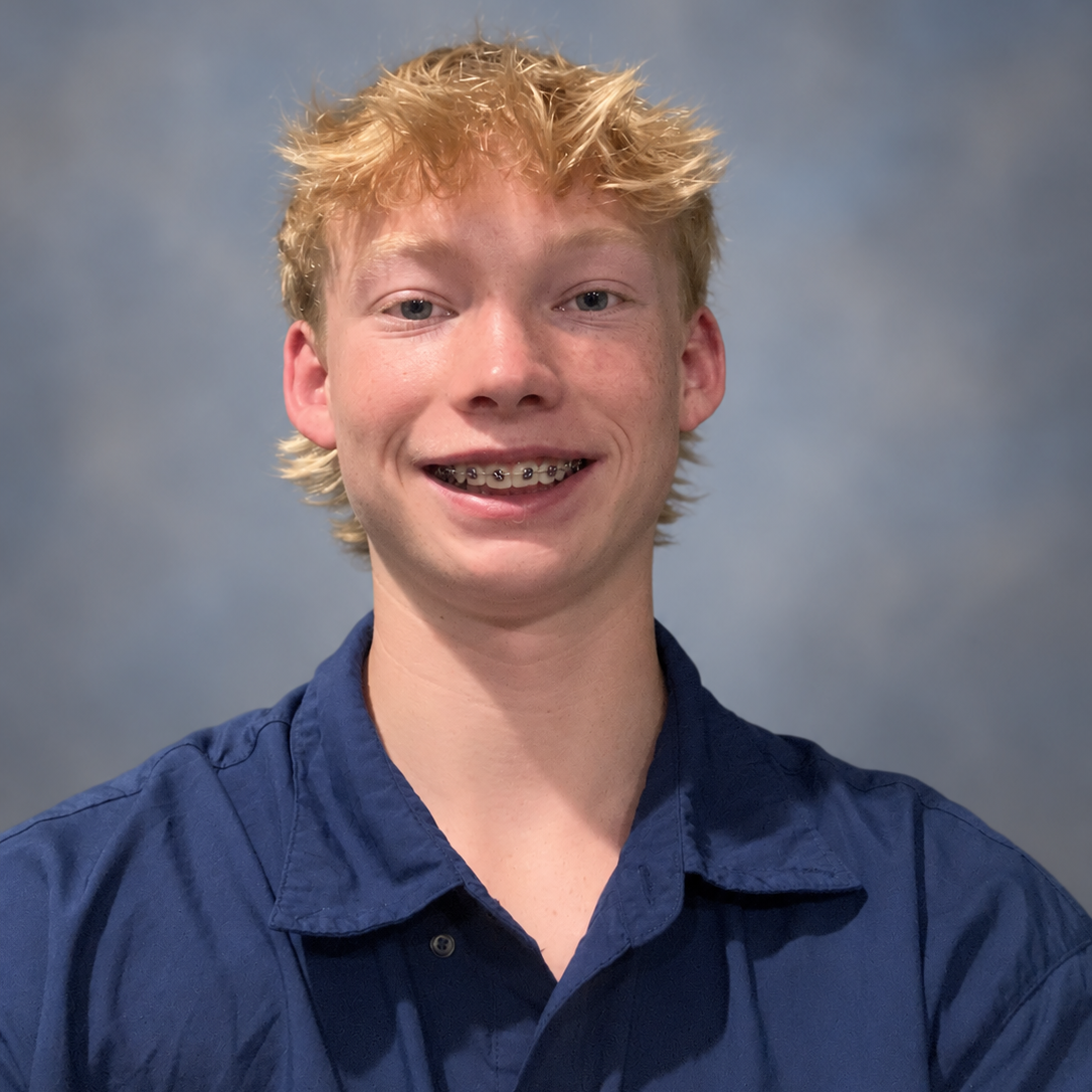 A headshot of high school student Mason Thrasher.