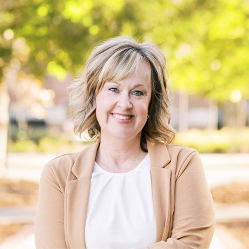 Ashely Aston Headshot