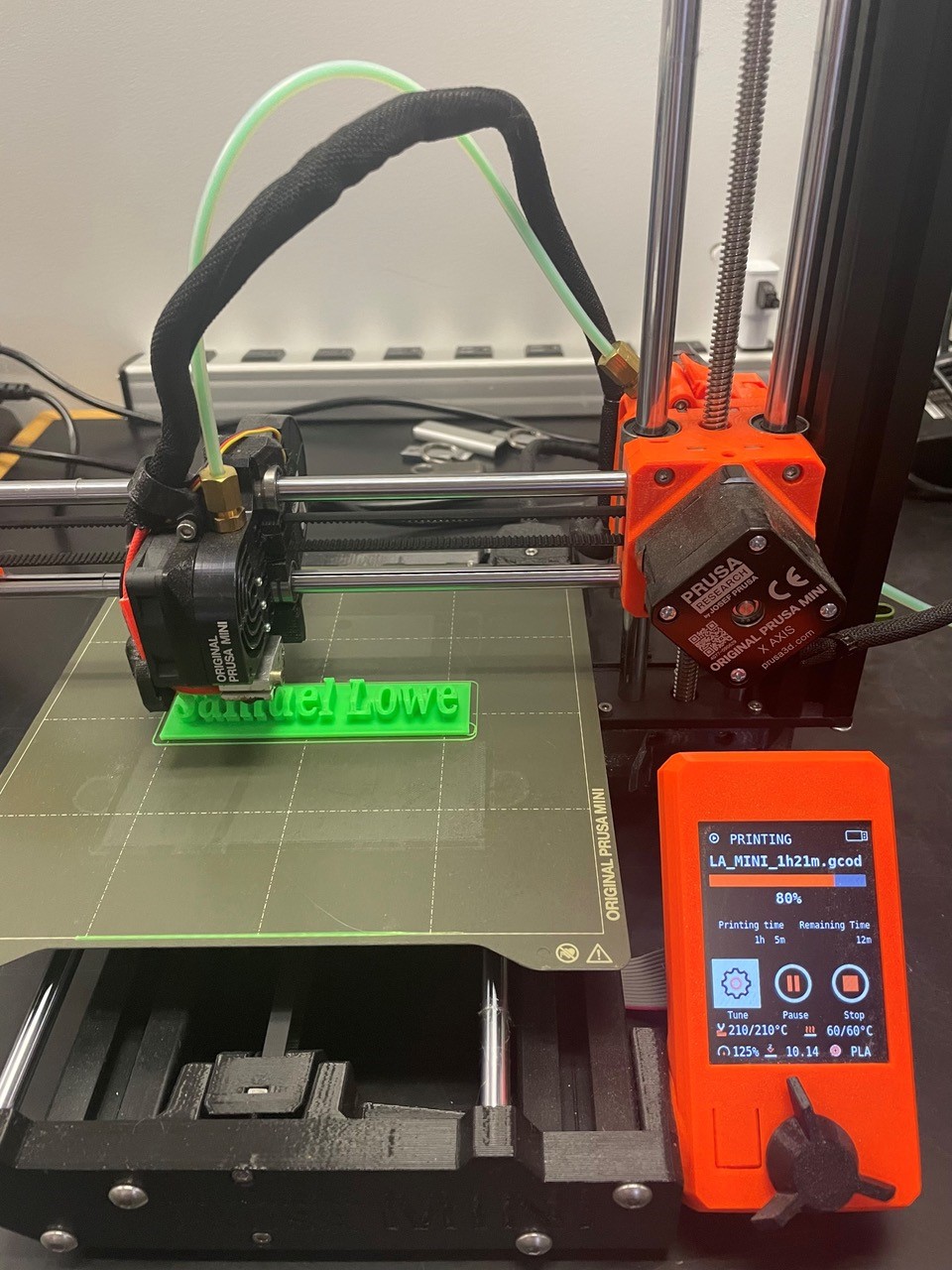 Students attending SCORE’s intermediate 3D printing and design camp learned to import fonts into Tinkercad and used the duplicate feature to give printed nametags a multi-dimensional appearance.
