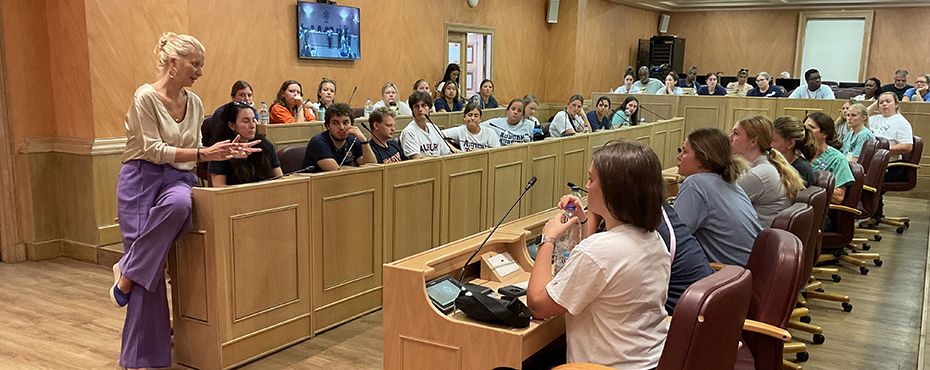 Greece Service Learning program visit to Athens City Hall