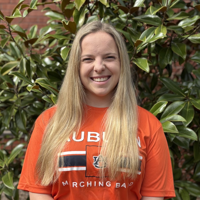 Kyla Hampson headshot