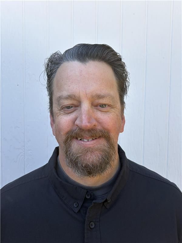 Headshot photo of Michael Jordan
