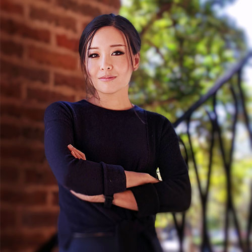 Headshot photo of Katherine Chiou