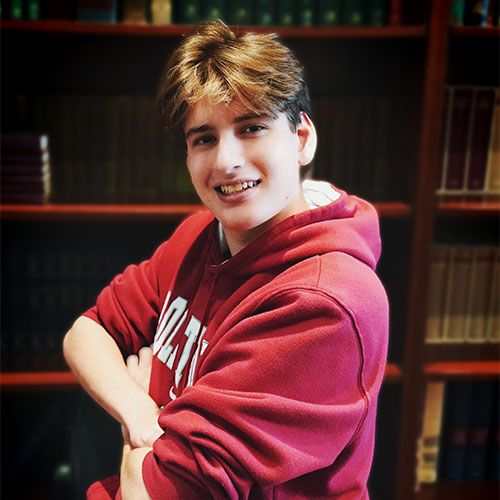 Headshot photo of Samuel Miller